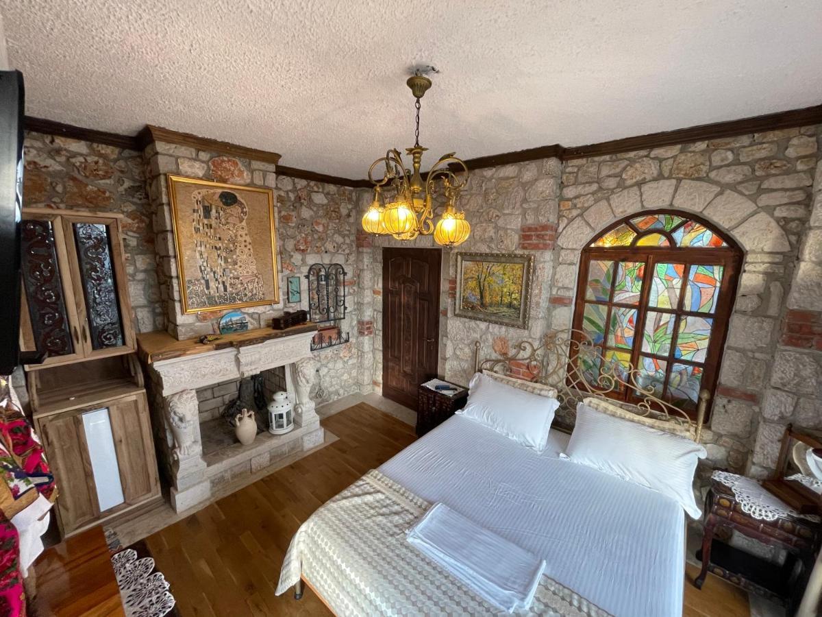 Solomon&Sons Hotel Dhërmi Екстериор снимка
